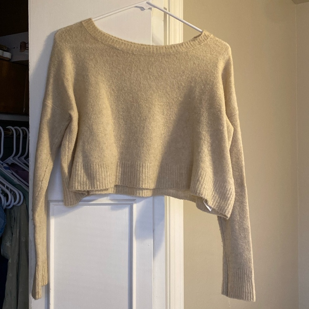 Cropped sweater